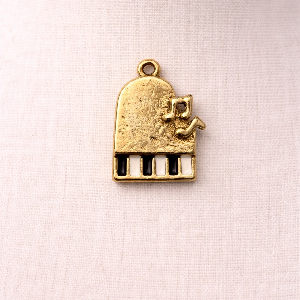 Piano pendant charm